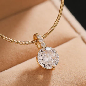 Solitaire Choker necklace